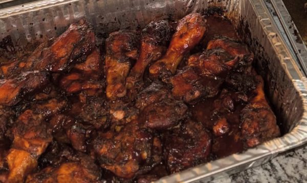 BBQ, Jerk, Fried or Lemon Pepper Chicken ( Drums & Thighs or Wings)
